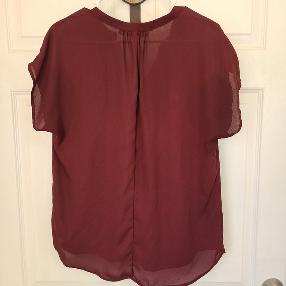 (425) Apt. 9  Woman's Short Sleeve Blouse, Size: Medium Color: Burgundy - Picture 11 of 11
